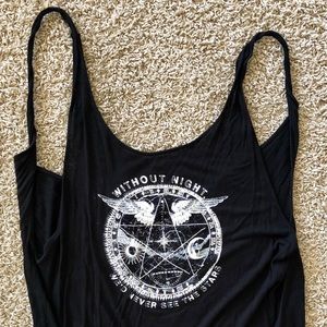 Low back baggy tank top